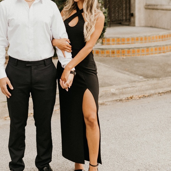 Abercrombie & Fitch Dresses & Skirts - Abercrombie & Fitch Black Midi Dress with Side Slit